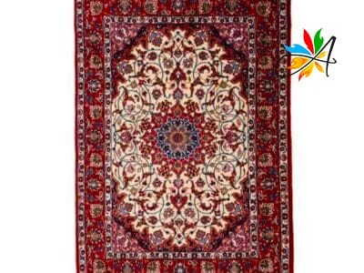 Azerbaijan Tappeti Milano Un tappeto rosso e bianco dal design elaborato disponibile per la vendita presso il nostro negozio di tappeti a Milano, specializzato in tappeti orientali.