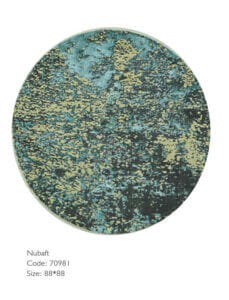 Azerbaijan Tappeti Milano Tappeto rotondo testurizzato con un mix di colori blu, verde e nero. Etichetta "Nubaft", Codice: 70981, Dimensioni: 88*88. Logo con una "A" stilizzata e un fiore multicolore.